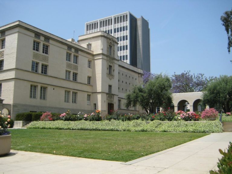 Caltech 2025: Admission Process, Deadlines & Campus Life